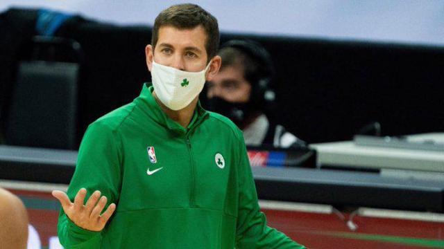 开云电竞苹果版-塔图姆低迷绿军连负东部弱旅 争冠？保季后赛吧！