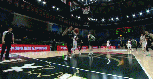 开云电竞安卓版-爆发内讧！南京同曦主帅：比赛出现了突发情况 我们做一些调整|王世龙|福建男篮|赵柏清|郭昊文|男篮_新浪体育_新浪新闻